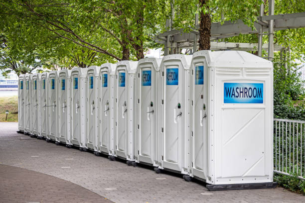 Portable Toilet Options We Offer in Metuchen, NJ
